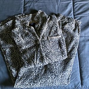 Small super soft womens pajamas